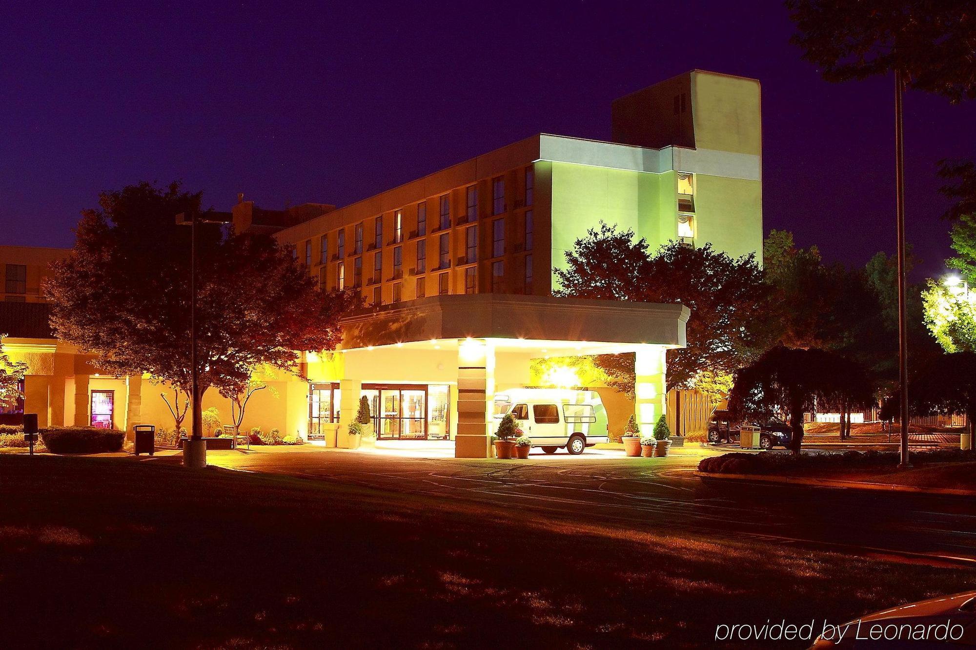 Magnuson Grand & Conference Center Somerset-Bridgewater 外观 照片