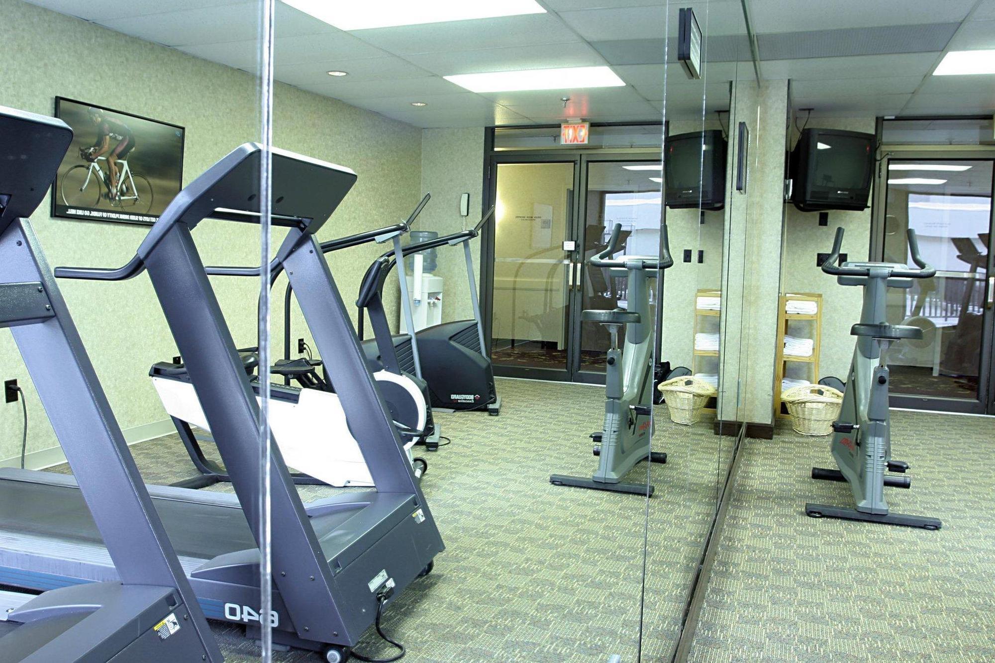 Magnuson Grand & Conference Center Somerset-Bridgewater 外观 照片