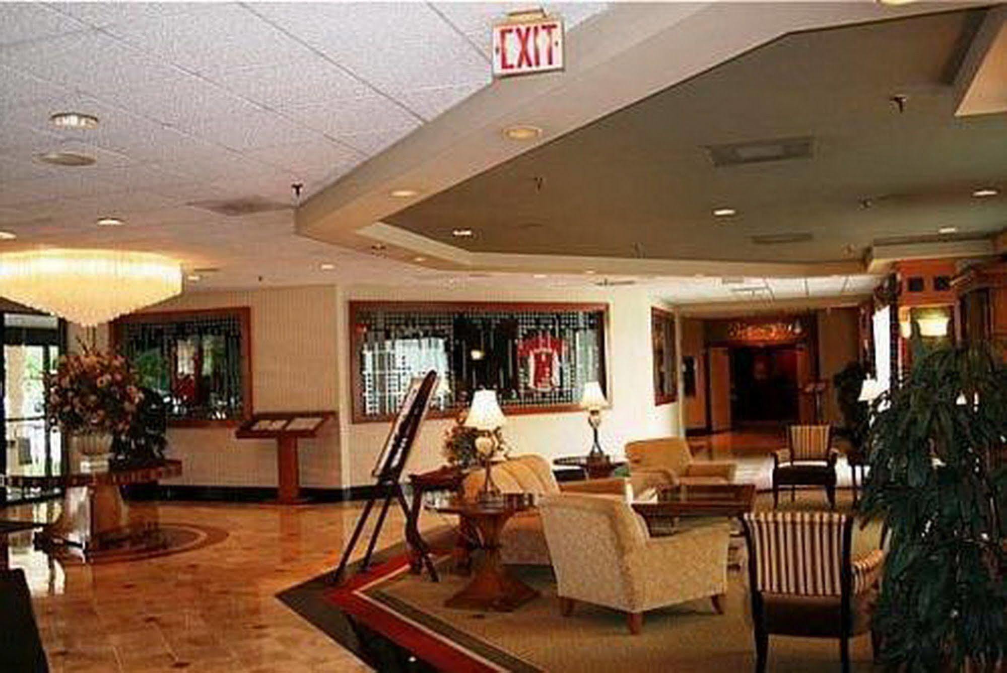 Magnuson Grand & Conference Center Somerset-Bridgewater 外观 照片