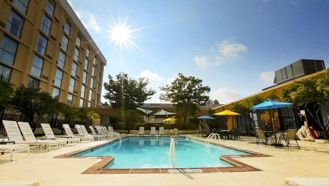 Magnuson Grand & Conference Center Somerset-Bridgewater 外观 照片